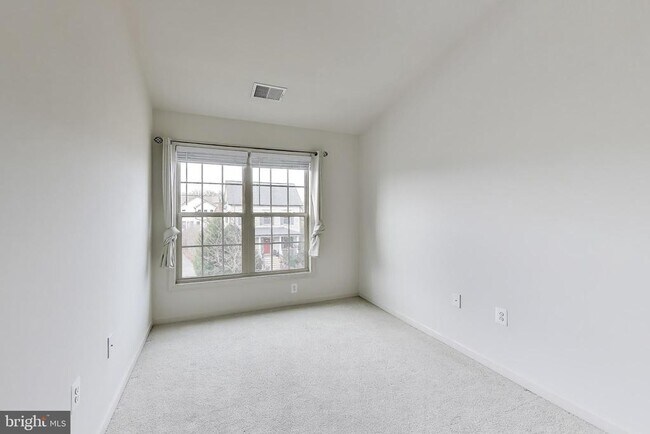 Building Photo - 13411 Deer Highlands Way