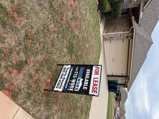Building Photo - 16209 Juliet Dr