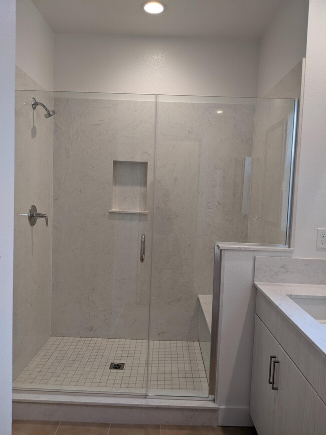 Building Photo - 193 Uptown Cir