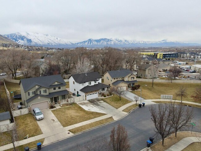 Building Photo - 1078 Cinnamon Ridge Dr