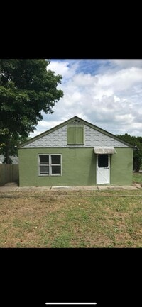 Building Photo - 706 1/2 Mason St