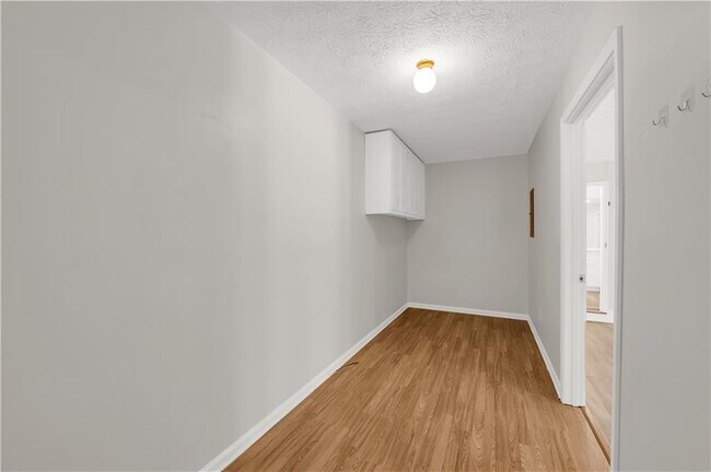 Building Photo - 5722 Port Dr