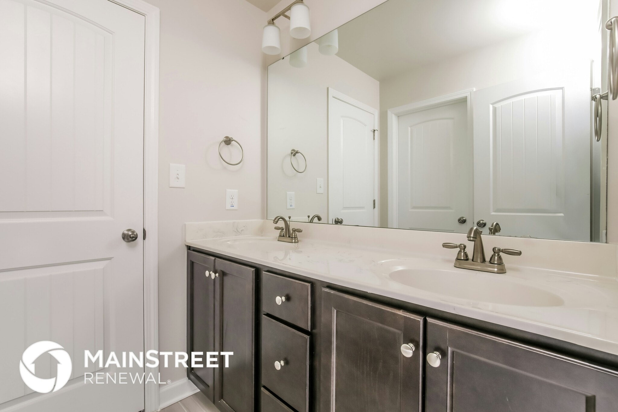 Building Photo - 190 Alcock Ln