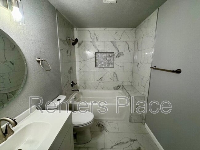 Building Photo - 4720 S 29th W Ave