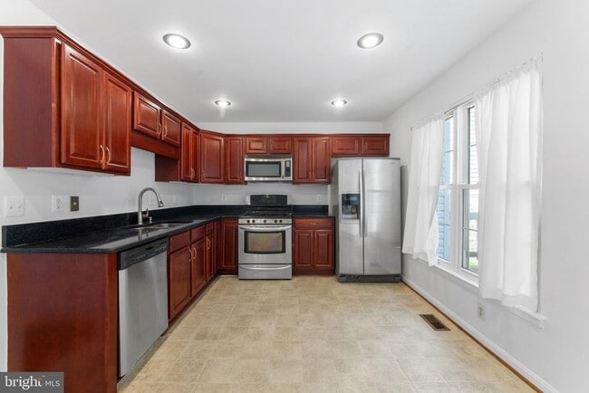 Building Photo - 14164 Compton Valley Way