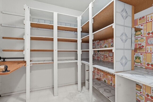 Building Photo - Mesa 4 Bed Single-Level Home • 2,044 Sq Ft • Oversized Yard • Stapley & McKellips