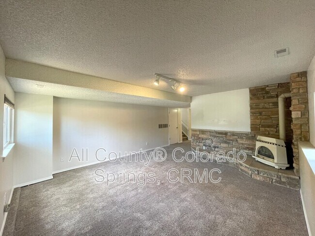 Building Photo - 3410 Marble Terrace