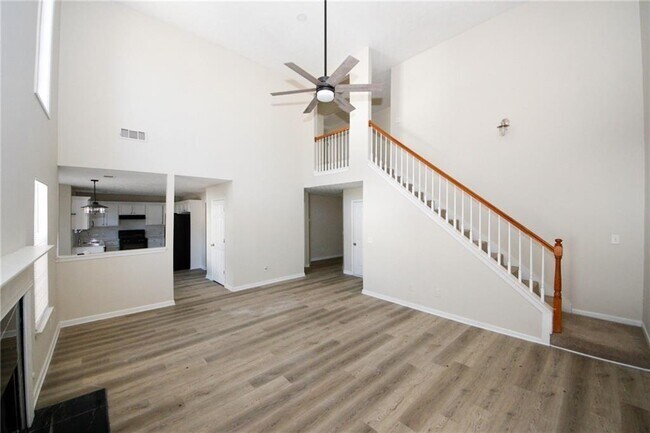 Building Photo - 4493 Bridle Ridge Way