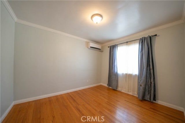 Building Photo - 517 N Soldano Ave