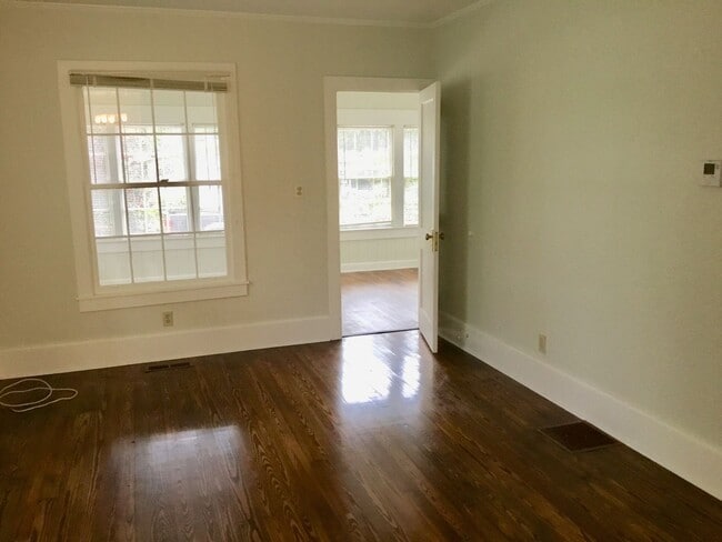 Building Photo - F&N FAIRHOPE COTTAGE