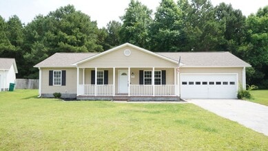 Building Photo - 116 Howell Dr