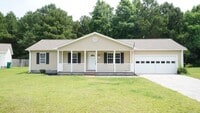 Building Photo - 116 Howell Dr
