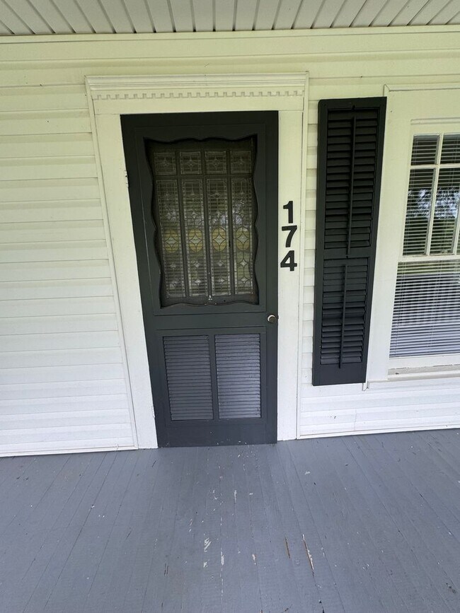 Building Photo - Large 3/1 House near Shannon $1,395