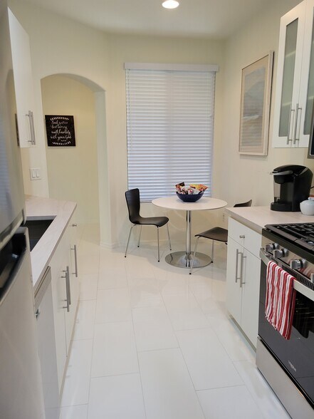 Building Photo - 6900 E Princess Dr