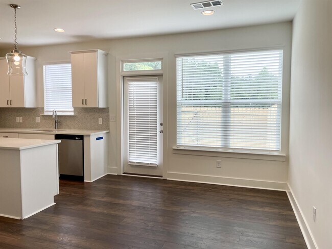 Building Photo - 374 Auburn Valley Wy