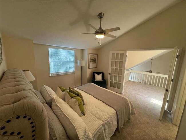 Building Photo - 118 Hawkstone Way