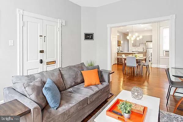 Building Photo - 113 N Patrick St