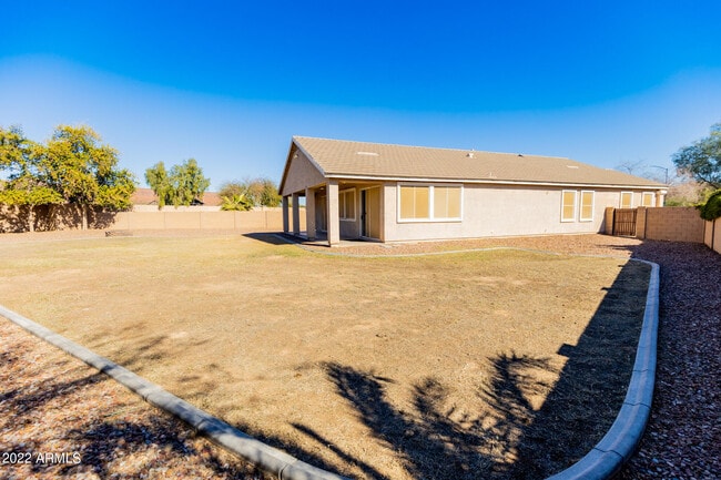 Building Photo - 7262 W Kaler Ave