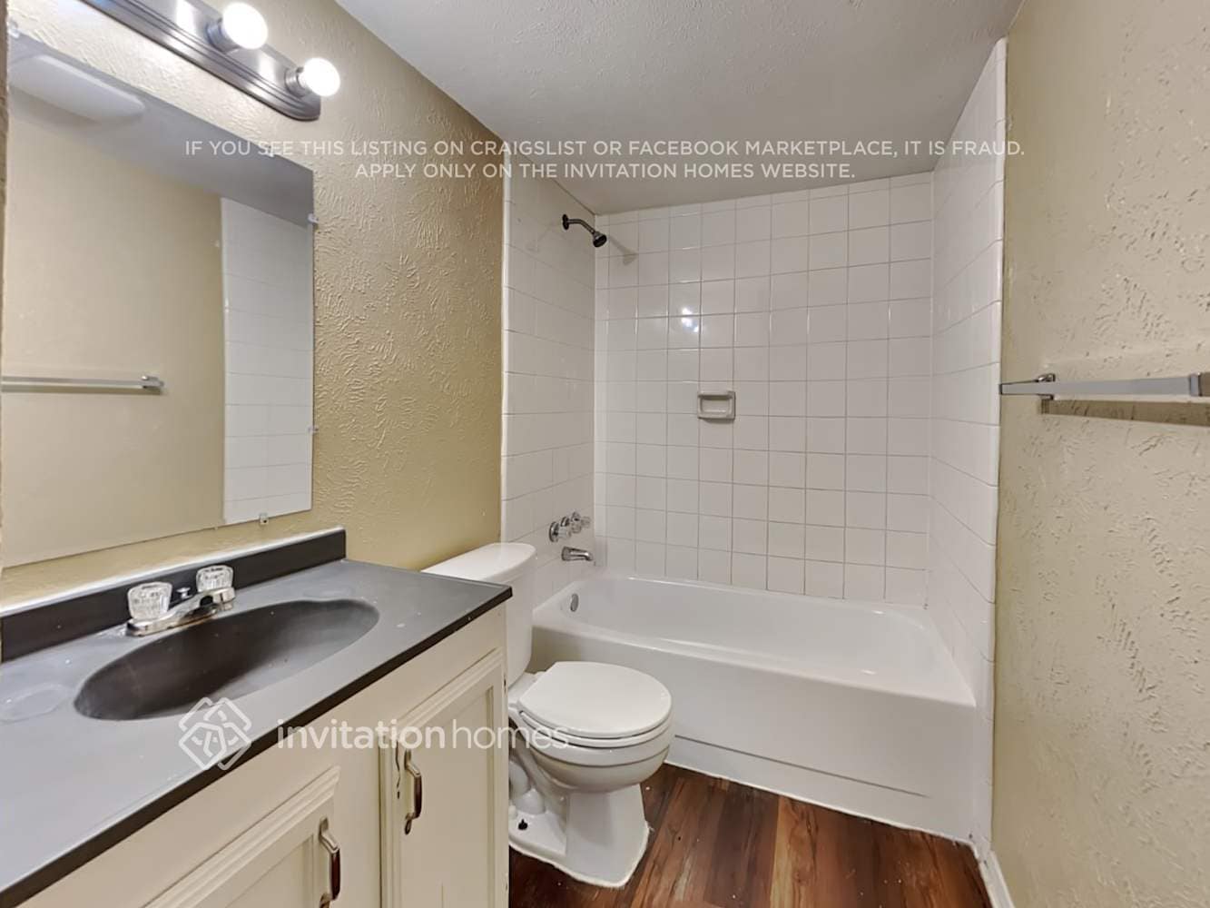 Building Photo - 625 Valley View Dr