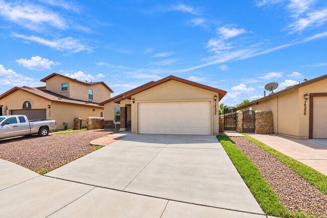 Building Photo - 14352 S Cave Ave