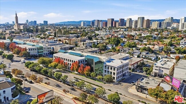 Building Photo - 1820 Prosser Ave