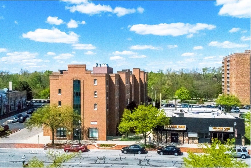 Building Photo - Newberry Square Apartments