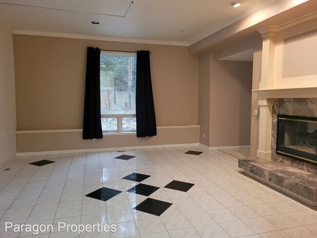 Building Photo - 4 br, 4.5 bath House - 120 Botanical Circle