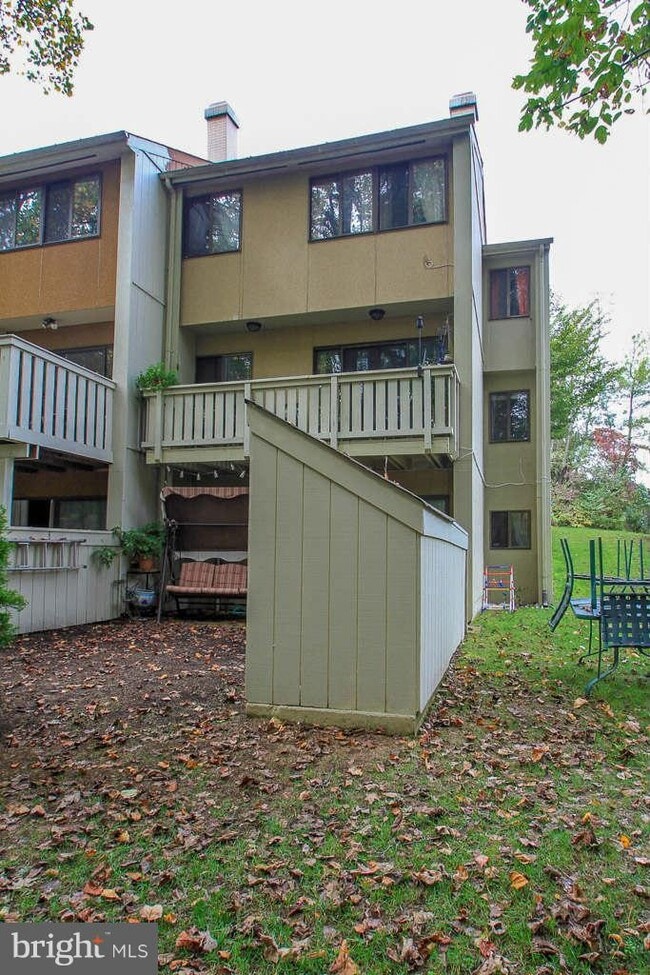 Building Photo - 15285 Flintlock Terrace