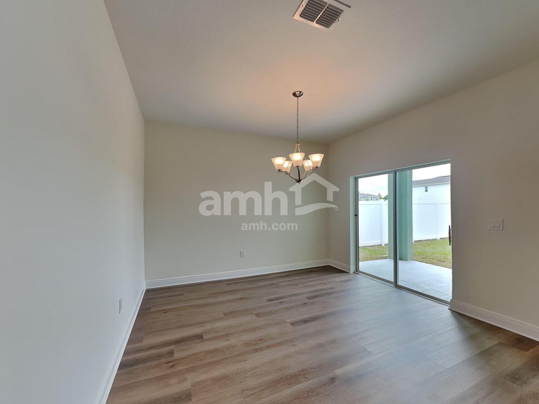 Building Photo - 1035 Heavenly Dr