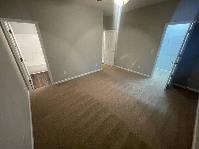 Building Photo - 3 bd 2 ba Ranch house