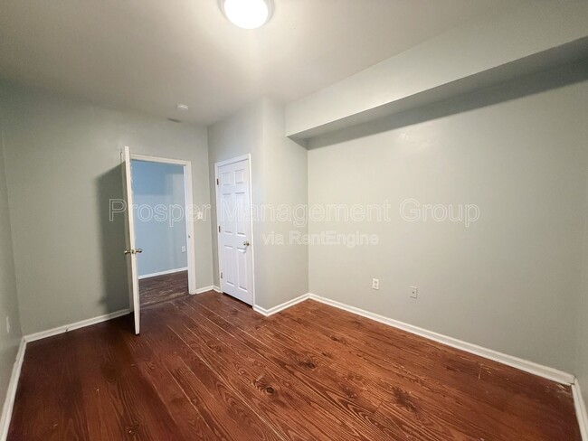Building Photo - 4 Woodall Court