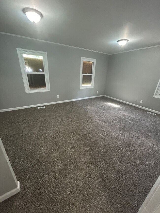 Building Photo - For Lease