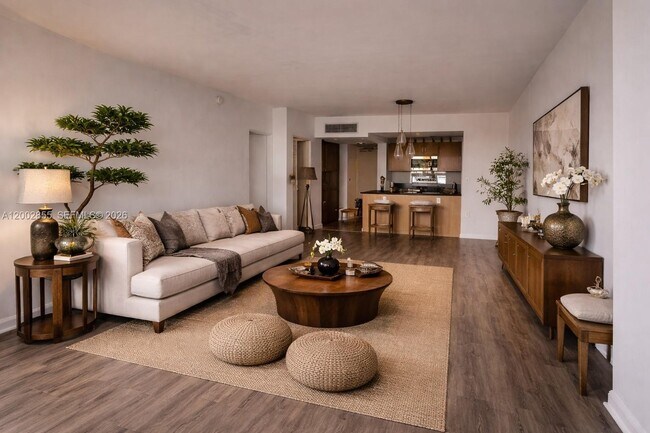 Building Photo - 10275 Collins Ave