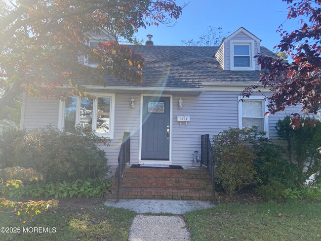 Primary Photo - 1013 17th Ave