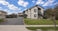 Building Photo - 8598 Tamarind Ave
