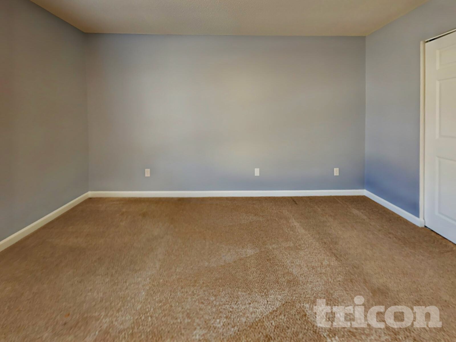 Building Photo - 410 Fox Trot Dr