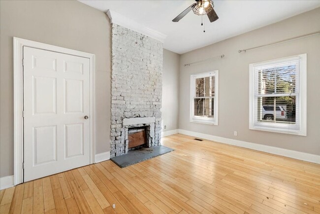 Building Photo - 216 W Anderson St