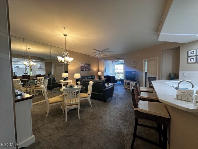Building Photo - 17020 Willowcrest Way