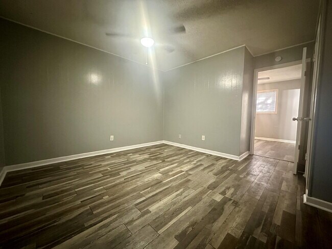 Building Photo - 1809 14th St