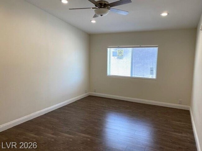 Building Photo - 2047 Westwind Rd