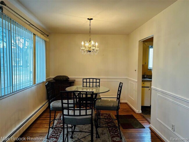 Building Photo - 4113 Telegraph Rd