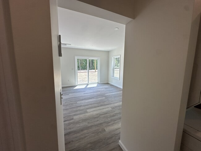 Building Photo - 14 Trappers Way