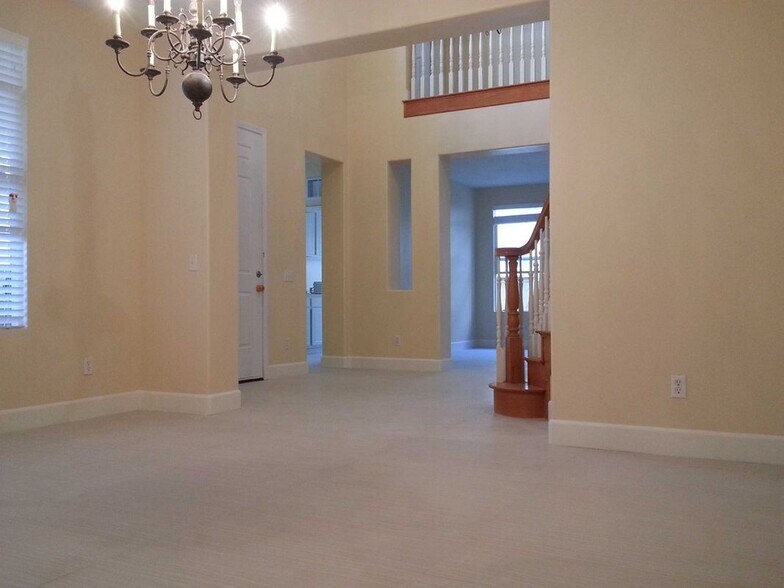 Building Photo - 936 McCall Cir