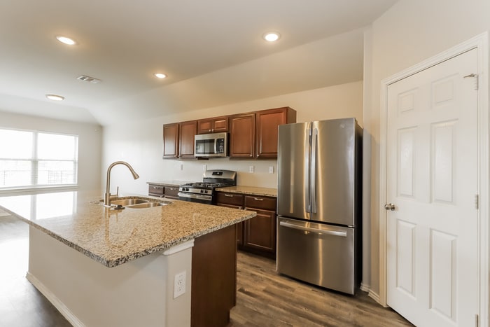 Building Photo - 7407 Wolf Creek Ln