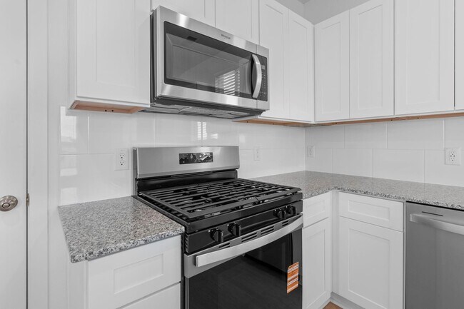 Building Photo - 24505 Red Hawthorn Trce