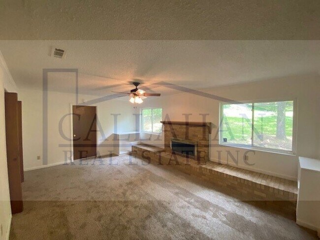 Building Photo - NLR 3 Bedroom Home