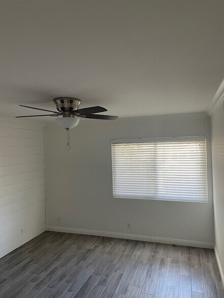 Building Photo - 8856 Sutter Cir