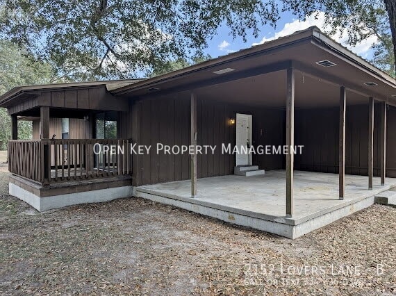 Primary Photo - 2152 Lovers Ln