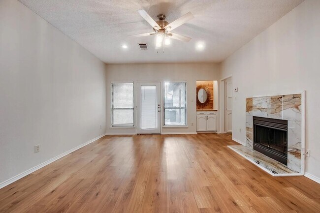 Primary Photo - 500 Norwood Pl