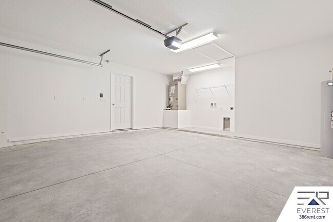 Building Photo - 22 Prince Eric Ln